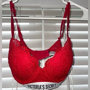 VICTORIA Secret 32B Red With Lace